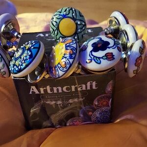 Artncraft  Floral Ceramic Knobs - Multicolor NWOT